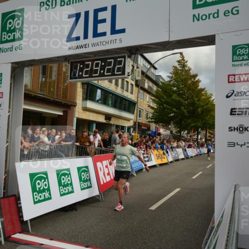 20.09.2026 - PSD Bank Halbmarathon LAZAROV Photography http://msf.ph/oto/10549311 20.09.2026 11:29:21 Ziel 1422, 1548, 2401, 2472, 3519, 3729, 4348, 4459 meine-sportfotos.de