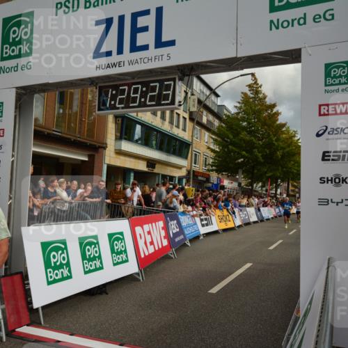 20.09.2026 - PSD Bank Halbmarathon LAZAROV Photography http://msf.ph/oto/10549317 20.09.2026 11:29:22 Ziel 1422, 1548, 2401, 2472, 3519, 3729, 4348, 4459 meine-sportfotos.de