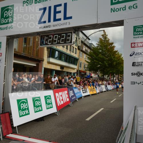 20.09.2026 - PSD Bank Halbmarathon LAZAROV Photography http://msf.ph/oto/10549318 20.09.2026 11:29:22 Ziel 1422, 1548, 2401, 2472, 3519, 3729, 4348, 4459 meine-sportfotos.de