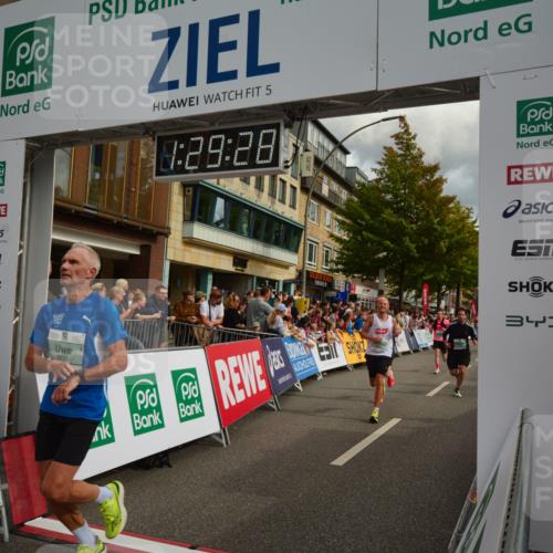 20.09.2026 - PSD Bank Halbmarathon LAZAROV Photography http://msf.ph/oto/10549320 20.09.2026 11:29:27 Ziel 1413, 1422, 1548, 2181, 2401, 2472, 3138, 3420, 3519, 3699, 3707, 3729, 4459 meine-sportfotos.de