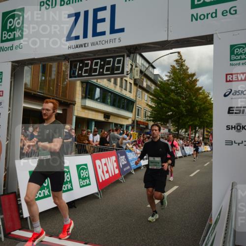 20.09.2026 - PSD Bank Halbmarathon LAZAROV Photography http://msf.ph/oto/10549329 20.09.2026 11:29:29 Ziel 1413, 1422, 2181, 2401, 2472, 3138, 3420, 3519, 3699, 3707, 3729, 4459 meine-sportfotos.de