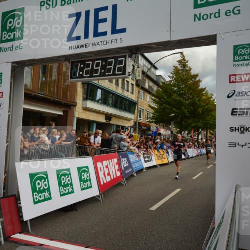20.09.2026 - PSD Bank Halbmarathon LAZAROV Photography http://msf.ph/oto/10549337 20.09.2026 11:29:31 Ziel 1413, 1422, 2181, 2401, 2472, 3138, 3420, 3519, 3699, 3707, 3729, 4459 meine-sportfotos.de