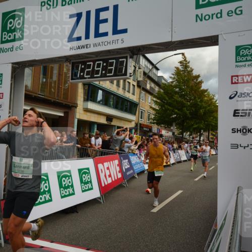 20.09.2026 - PSD Bank Halbmarathon LAZAROV Photography http://msf.ph/oto/10549352 20.09.2026 11:29:36 Ziel 1413, 2181, 2323, 3138, 3420, 3699, 3707, 3729, 3856, 4459, 4560 meine-sportfotos.de