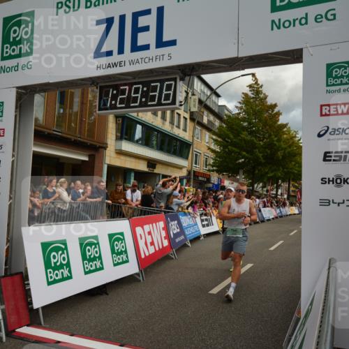 20.09.2026 - PSD Bank Halbmarathon LAZAROV Photography http://msf.ph/oto/10549357 20.09.2026 11:29:37 Ziel 1413, 2181, 2323, 3138, 3420, 3699, 3707, 3729, 3856, 4459, 4560 meine-sportfotos.de