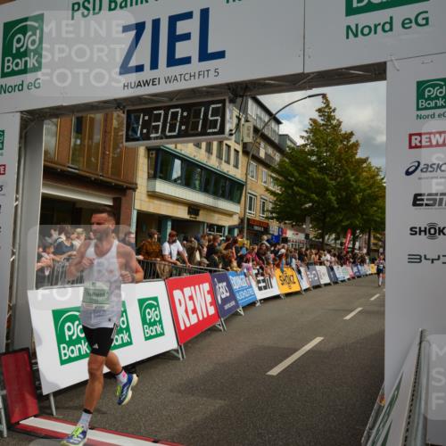 20.09.2026 - PSD Bank Halbmarathon LAZAROV Photography http://msf.ph/oto/10549393 20.09.2026 11:30:15 Ziel 2240, 2360, 2369, 3238, 4141 meine-sportfotos.de