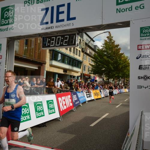 20.09.2026 - PSD Bank Halbmarathon LAZAROV Photography http://msf.ph/oto/10549398 20.09.2026 11:30:20 Ziel 1246, 2240, 2360, 2369, 3119, 3238 meine-sportfotos.de