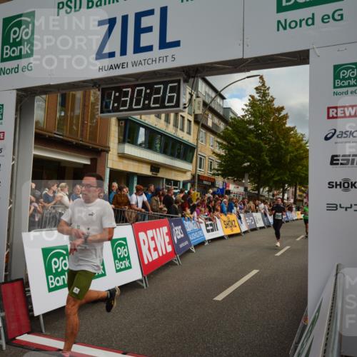 20.09.2026 - PSD Bank Halbmarathon LAZAROV Photography http://msf.ph/oto/10549407 20.09.2026 11:30:25 Ziel 1246, 2240, 2360, 2369, 3119 meine-sportfotos.de