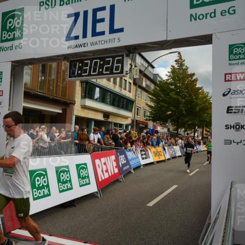 20.09.2026 - PSD Bank Halbmarathon LAZAROV Photography http://msf.ph/oto/10549408 20.09.2026 11:30:25 Ziel 1246, 2240, 2360, 2369, 3119 meine-sportfotos.de