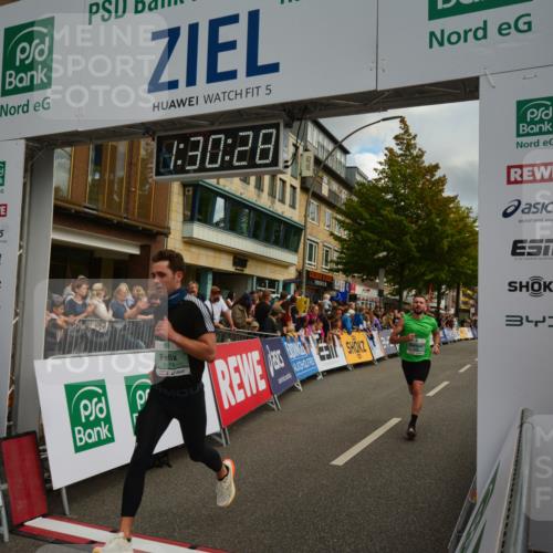 20.09.2026 - PSD Bank Halbmarathon LAZAROV Photography http://msf.ph/oto/10549412 20.09.2026 11:30:28 Ziel 1246, 2240, 2369, 2771, 3119 meine-sportfotos.de