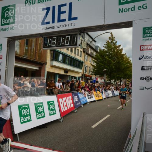20.09.2026 - PSD Bank Halbmarathon LAZAROV Photography http://msf.ph/oto/10549438 20.09.2026 11:31:00 Ziel 1135, 1639, 1724, 3009, 3448, 4113, 4232, 4504, 4505 meine-sportfotos.de