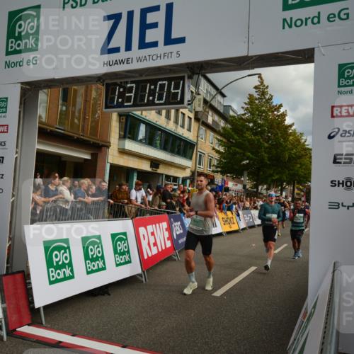 20.09.2026 - PSD Bank Halbmarathon LAZAROV Photography http://msf.ph/oto/10549448 20.09.2026 11:31:03 Ziel 1135, 1639, 1724, 3009, 3448, 4113, 4232, 4504 meine-sportfotos.de
