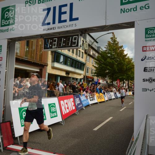 20.09.2026 - PSD Bank Halbmarathon LAZAROV Photography http://msf.ph/oto/10549466 20.09.2026 11:31:19 Ziel 2485, 3198, 3360, 4527, 4664 meine-sportfotos.de