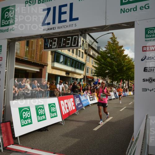 20.09.2026 - PSD Bank Halbmarathon LAZAROV Photography http://msf.ph/oto/10549482 20.09.2026 11:31:30 Ziel 2378, 3198, 3317, 3393, 3899, 4177, 4527, 4567, 4664 meine-sportfotos.de