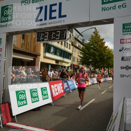 20.09.2026 - PSD Bank Halbmarathon LAZAROV Photography http://msf.ph/oto/10549484 20.09.2026 11:31:30 Ziel 2378, 3198, 3317, 3393, 3899, 4177, 4527, 4567, 4664 meine-sportfotos.de