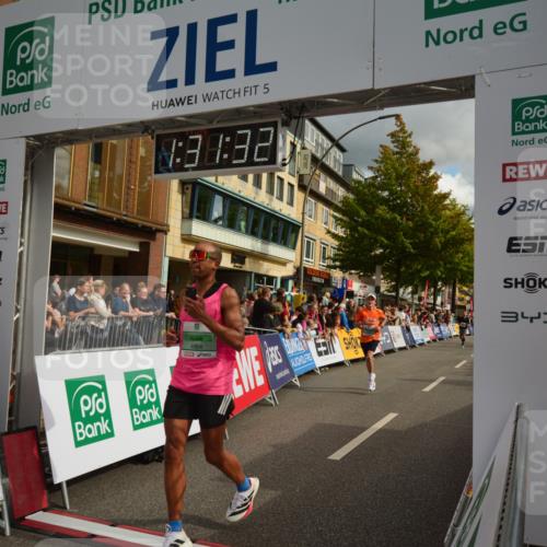 20.09.2026 - PSD Bank Halbmarathon LAZAROV Photography http://msf.ph/oto/10549485 20.09.2026 11:31:31 Ziel 2378, 3198, 3317, 3393, 3899, 4177, 4527, 4567, 4664 meine-sportfotos.de