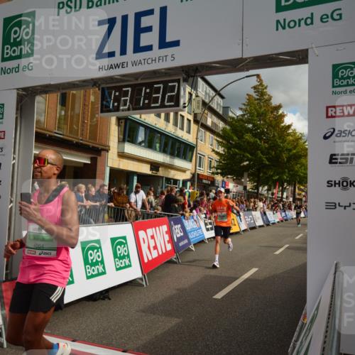 20.09.2026 - PSD Bank Halbmarathon LAZAROV Photography http://msf.ph/oto/10549488 20.09.2026 11:31:32 Ziel 2378, 3198, 3317, 3393, 3899, 4177, 4567, 4664 meine-sportfotos.de