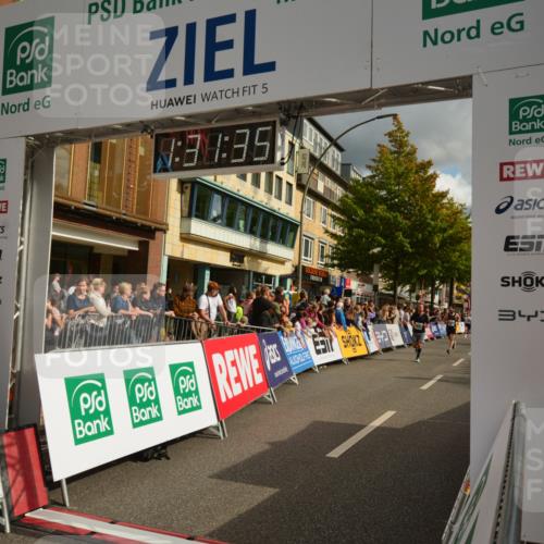 20.09.2026 - PSD Bank Halbmarathon LAZAROV Photography http://msf.ph/oto/10549496 20.09.2026 11:31:34 Ziel 2378, 3198, 3317, 3393, 3899, 4177, 4567, 4664 meine-sportfotos.de