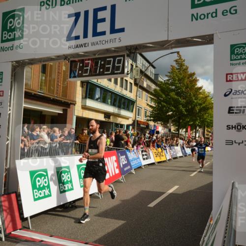 20.09.2026 - PSD Bank Halbmarathon LAZAROV Photography http://msf.ph/oto/10549503 20.09.2026 11:31:38 Ziel 2378, 3230, 3317, 3393, 3721, 3899, 4177, 4567, 4573 meine-sportfotos.de