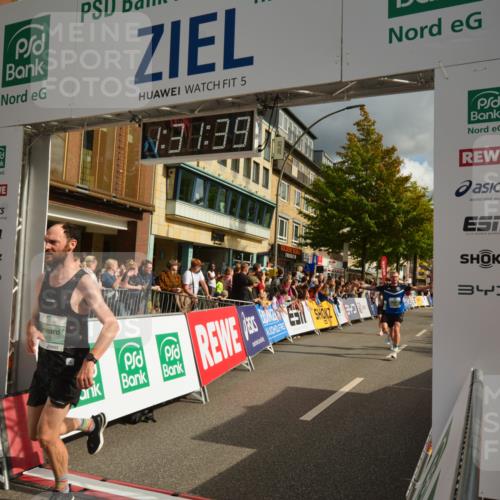 20.09.2026 - PSD Bank Halbmarathon LAZAROV Photography http://msf.ph/oto/10549506 20.09.2026 11:31:39 Ziel 2378, 3230, 3317, 3393, 3721, 3899, 4177, 4567, 4573 meine-sportfotos.de