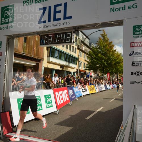 20.09.2026 - PSD Bank Halbmarathon LAZAROV Photography http://msf.ph/oto/10549514 20.09.2026 11:31:42 Ziel 2378, 3230, 3317, 3393, 3721, 4177, 4567, 4573 meine-sportfotos.de