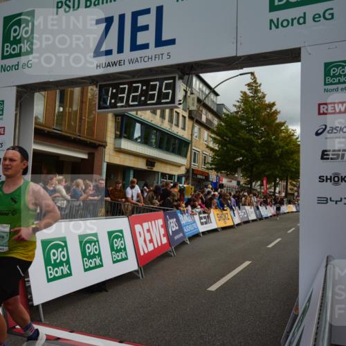 20.09.2026 - PSD Bank Halbmarathon LAZAROV Photography http://msf.ph/oto/10549543 20.09.2026 11:32:35 Ziel 1208, 2086, 2575, 4441 meine-sportfotos.de