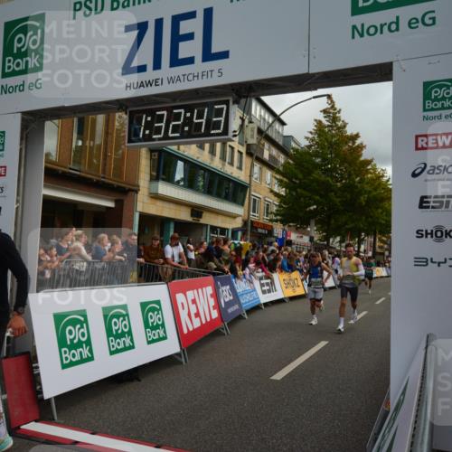20.09.2026 - PSD Bank Halbmarathon LAZAROV Photography http://msf.ph/oto/10549548 20.09.2026 11:32:43 Ziel 1208, 1310, 2086, 2498, 2575, 2625, 3423, 3508 meine-sportfotos.de