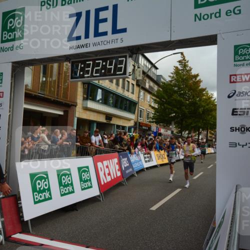 20.09.2026 - PSD Bank Halbmarathon LAZAROV Photography http://msf.ph/oto/10549549 20.09.2026 11:32:43 Ziel 1208, 1310, 2086, 2498, 2575, 2625, 3423, 3508 meine-sportfotos.de