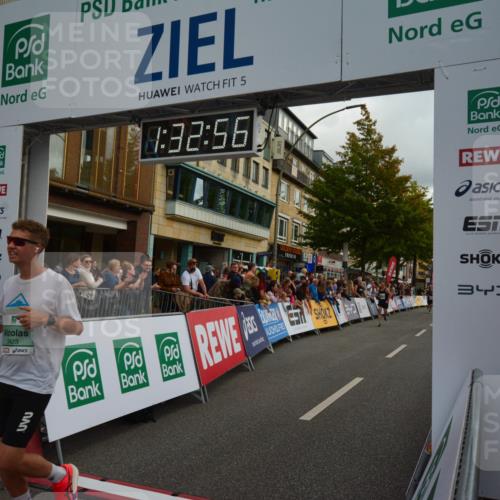 20.09.2026 - PSD Bank Halbmarathon LAZAROV Photography http://msf.ph/oto/10549570 20.09.2026 11:32:55 Ziel 1310, 1721, 1922, 2498, 3423, 3508 meine-sportfotos.de