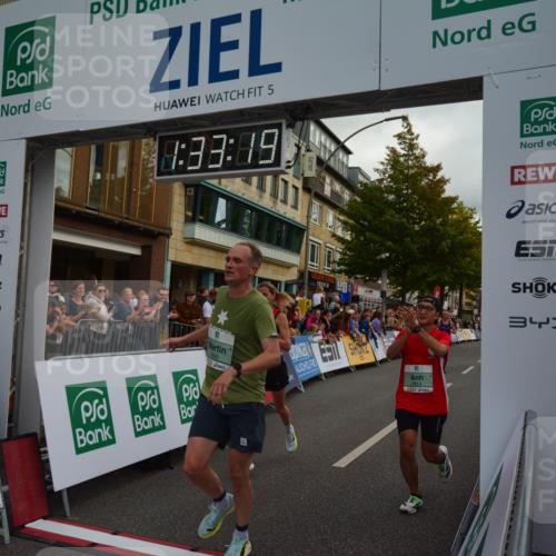 20.09.2026 - PSD Bank Halbmarathon LAZAROV Photography http://msf.ph/oto/10549600 20.09.2026 11:33:18 Ziel 1690, 1737, 1849, 2115, 2789, 3048, 3994, 4116, 4134, 4145, 4352, 4614 meine-sportfotos.de
