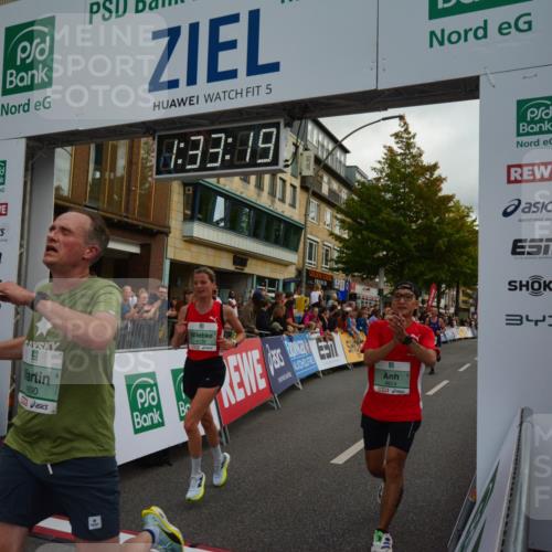 20.09.2026 - PSD Bank Halbmarathon LAZAROV Photography http://msf.ph/oto/10549602 20.09.2026 11:33:19 Ziel 1690, 1737, 1849, 2115, 2789, 3048, 3994, 4116, 4134, 4145, 4352, 4614 meine-sportfotos.de