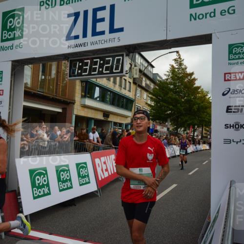 20.09.2026 - PSD Bank Halbmarathon LAZAROV Photography http://msf.ph/oto/10549606 20.09.2026 11:33:19 Ziel 1690, 1737, 1849, 2115, 2789, 3048, 3994, 4116, 4134, 4145, 4352, 4614 meine-sportfotos.de