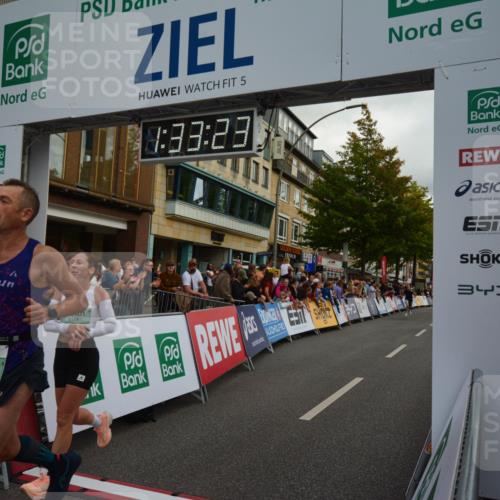 20.09.2026 - PSD Bank Halbmarathon LAZAROV Photography http://msf.ph/oto/10549609 20.09.2026 11:33:22 Ziel 1690, 1737, 2115, 2789, 3048, 4134, 4352, 4614 meine-sportfotos.de