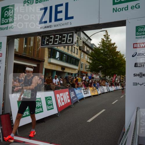 20.09.2026 - PSD Bank Halbmarathon LAZAROV Photography http://msf.ph/oto/10549623 20.09.2026 11:33:35 Ziel 1737, 2529, 4395, 4751 meine-sportfotos.de