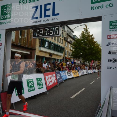 20.09.2026 - PSD Bank Halbmarathon LAZAROV Photography http://msf.ph/oto/10549624 20.09.2026 11:33:35 Ziel 1737, 2529, 4395, 4751 meine-sportfotos.de