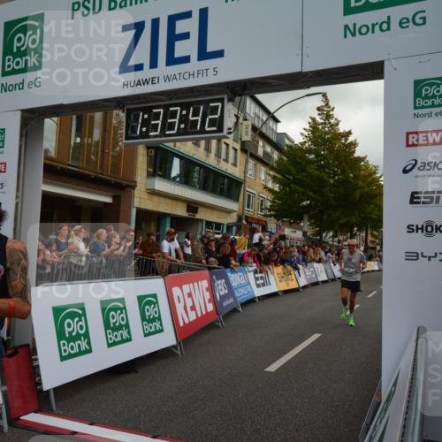 20.09.2026 - PSD Bank Halbmarathon LAZAROV Photography http://msf.ph/oto/10549632 20.09.2026 11:33:41 Ziel 2201, 2482, 2529, 4395, 4751 meine-sportfotos.de