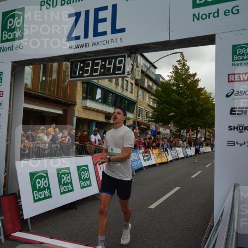 20.09.2026 - PSD Bank Halbmarathon LAZAROV Photography http://msf.ph/oto/10549641 20.09.2026 11:33:48 Ziel 2201, 2482, 4395 meine-sportfotos.de
