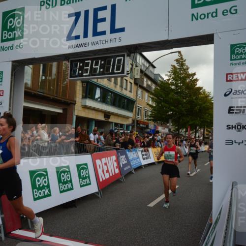 20.09.2026 - PSD Bank Halbmarathon LAZAROV Photography http://msf.ph/oto/10549657 20.09.2026 11:34:09 Ziel 1384, 1871, 1995, 2043, 2265, 2547, 2945, 3551, 4276, 4690, 4783 meine-sportfotos.de