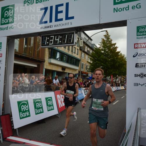 20.09.2026 - PSD Bank Halbmarathon LAZAROV Photography http://msf.ph/oto/10549663 20.09.2026 11:34:11 Ziel 1384, 1871, 1995, 2043, 2547, 2945, 3551, 4276, 4690, 4783 meine-sportfotos.de