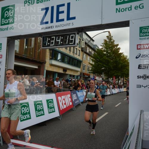20.09.2026 - PSD Bank Halbmarathon LAZAROV Photography http://msf.ph/oto/10549674 20.09.2026 11:34:18 Ziel 1384, 1871, 2043, 2547, 2945, 4783 meine-sportfotos.de