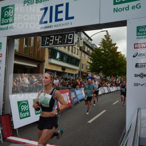 20.09.2026 - PSD Bank Halbmarathon LAZAROV Photography http://msf.ph/oto/10549678 20.09.2026 11:34:19 Ziel 1384, 1871, 2043, 2547, 2945, 4783 meine-sportfotos.de