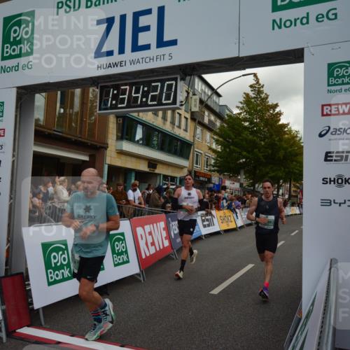20.09.2026 - PSD Bank Halbmarathon LAZAROV Photography http://msf.ph/oto/10549680 20.09.2026 11:34:20 Ziel 1384, 1871, 2043, 2547, 2945, 4783 meine-sportfotos.de