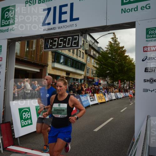20.09.2026 - PSD Bank Halbmarathon LAZAROV Photography http://msf.ph/oto/10549727 20.09.2026 11:35:02 Ziel 1195, 1327, 1377, 1535, 1673, 1930, 2159, 2352, 2910, 3001, 3067, 3267, 4297 meine-sportfotos.de