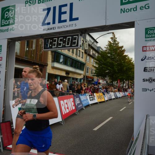 20.09.2026 - PSD Bank Halbmarathon LAZAROV Photography http://msf.ph/oto/10549728 20.09.2026 11:35:02 Ziel 1195, 1327, 1377, 1535, 1673, 1930, 2159, 2352, 2910, 3001, 3067, 3267, 4297 meine-sportfotos.de