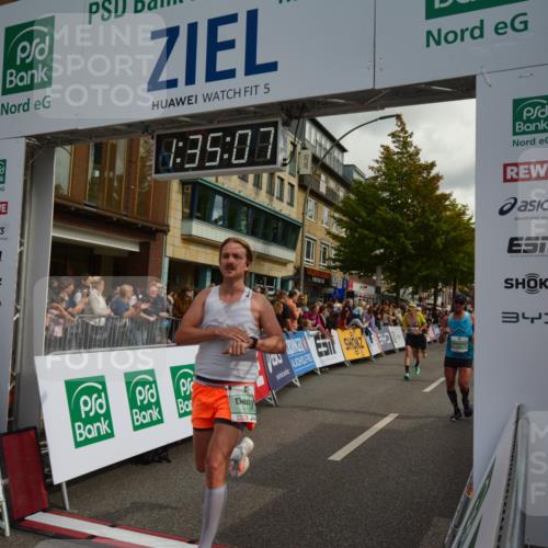 20.09.2026 - PSD Bank Halbmarathon LAZAROV Photography http://msf.ph/oto/10549730 20.09.2026 11:35:06 Ziel 1050, 1195, 1327, 1377, 1673, 1708, 1930, 2159, 2352, 3001, 3067 meine-sportfotos.de
