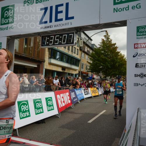 20.09.2026 - PSD Bank Halbmarathon LAZAROV Photography http://msf.ph/oto/10549733 20.09.2026 11:35:07 Ziel 1050, 1195, 1327, 1377, 1673, 1708, 1930, 2352, 3001, 3067 meine-sportfotos.de