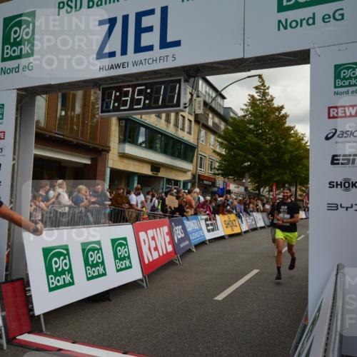20.09.2026 - PSD Bank Halbmarathon LAZAROV Photography http://msf.ph/oto/10549747 20.09.2026 11:35:10 Ziel 1050, 1195, 1327, 1377, 1673, 1708, 3001, 3067 meine-sportfotos.de