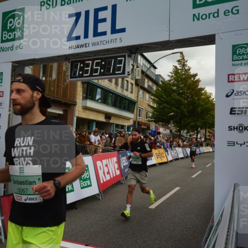 20.09.2026 - PSD Bank Halbmarathon LAZAROV Photography http://msf.ph/oto/10549754 20.09.2026 11:35:12 Ziel 1050, 1195, 1327, 1377, 1673, 1708, 3001, 3067 meine-sportfotos.de