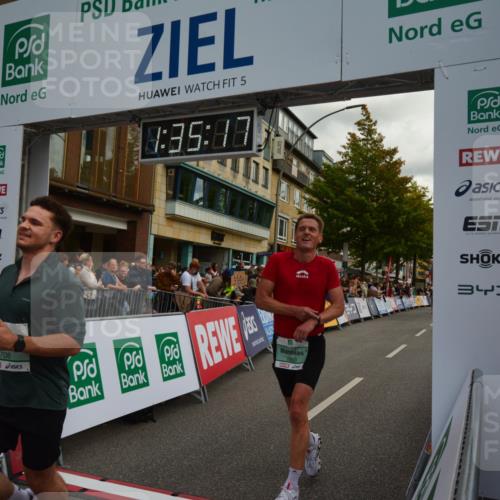 20.09.2026 - PSD Bank Halbmarathon LAZAROV Photography http://msf.ph/oto/10549760 20.09.2026 11:35:16 Ziel 1050, 1355, 1673, 1708, 3001, 3067 meine-sportfotos.de