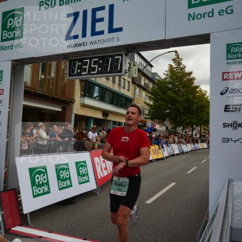 20.09.2026 - PSD Bank Halbmarathon LAZAROV Photography http://msf.ph/oto/10549761 20.09.2026 11:35:16 Ziel 1050, 1355, 1673, 1708, 3001, 3067 meine-sportfotos.de