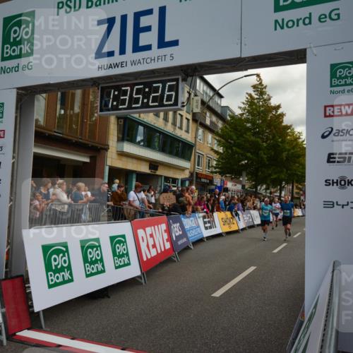 20.09.2026 - PSD Bank Halbmarathon LAZAROV Photography http://msf.ph/oto/10549769 20.09.2026 11:35:26 Ziel 1355, 1520, 2525, 3878, 4131 meine-sportfotos.de